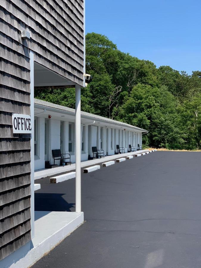 Kingfisher Lodging Dennis Exterior photo